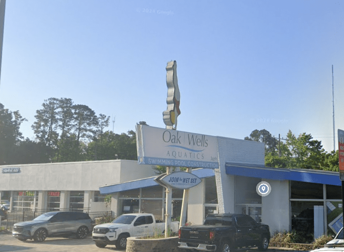 Honoring a Local Legend – The Beach Blvd. Diver Girl Sign